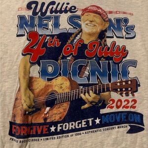 Willie Nelson's 4th of July Picnic 2022 Gray T-Shirt limited edition size xl
